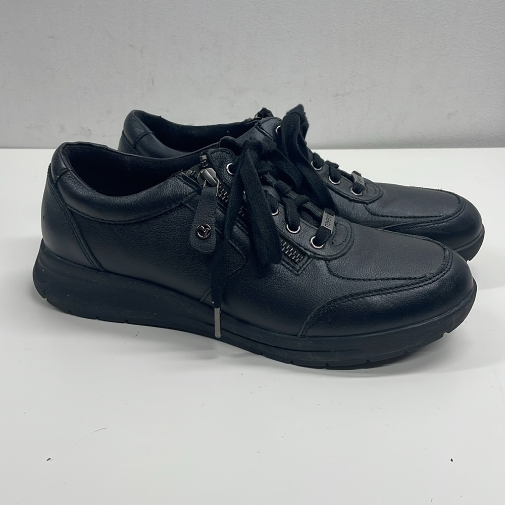 REVERE Boston Zip Sneaker in Black Leather Slip Resistant Women’s Size 9